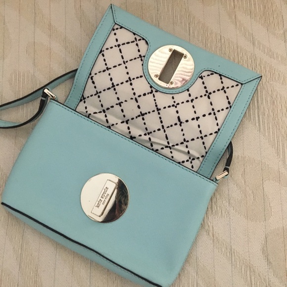 Kate Spade Crossbody - Picture 5 of 10